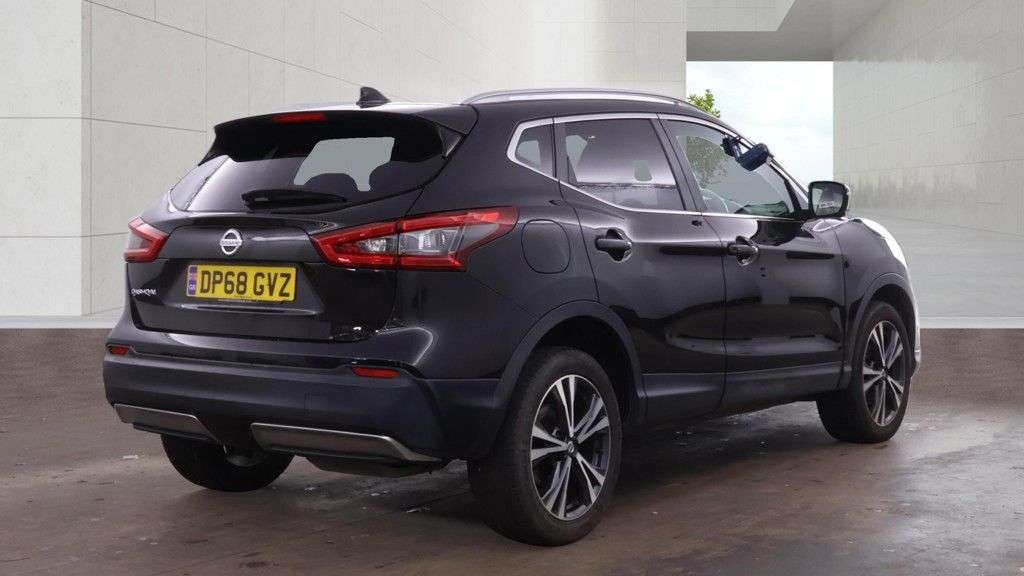 A 2018 NISSAN QASHQAI 1.5 dCi N-Connecta SUV 5dr Diesel Manual Euro 6 (s/s) (115 ps) A 2018 NISSAN QASHQAI 1.5 dCi N-Connecta SUV 5dr Diesel Manual Euro 6 (s/s) (115 ps)