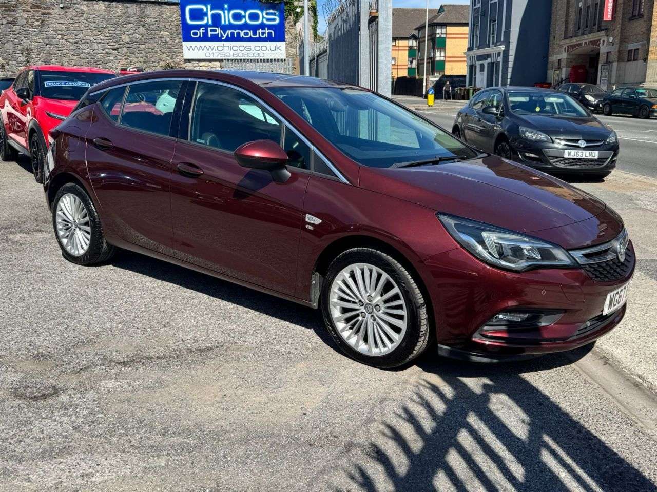 A 2017 VAUXHALL ASTRA 1.4i Turbo Elite Hatchback 5dr Petrol Auto Euro 6 (s/s) (150 ps) A 2017 VAUXHALL ASTRA 1.4i Turbo Elite Hatchback 5dr Petrol Auto Euro 6 (s/s) (150 ps)