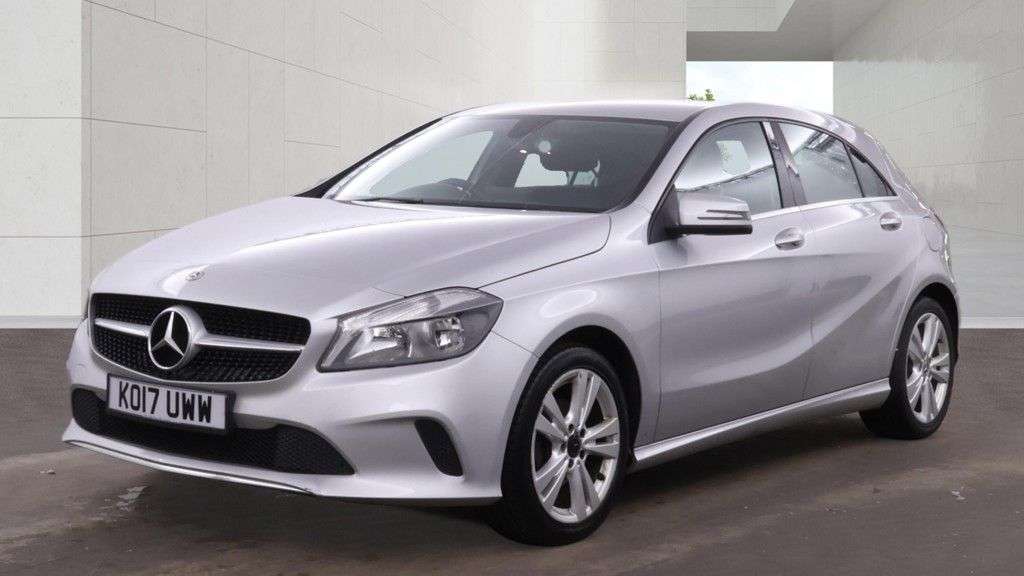 A 2017 MERCEDES-BENZ A CLASS 1.5 A180d Sport Hatchback 5dr Diesel 7G-DCT Euro 6 (s/s) (109 ps) A 2017 MERCEDES-BENZ A CLASS 1.5 A180d Sport Hatchback 5dr Diesel 7G-DCT Euro 6 (s/s) (109 ps)