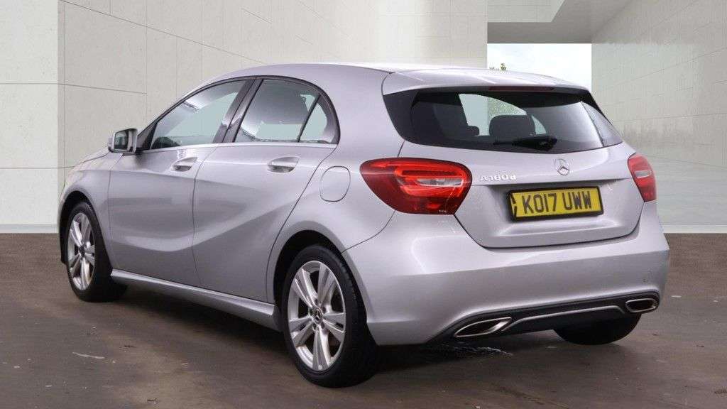 A 2017 MERCEDES-BENZ A CLASS 1.5 A180d Sport Hatchback 5dr Diesel 7G-DCT Euro 6 (s/s) (109 ps) A 2017 MERCEDES-BENZ A CLASS 1.5 A180d Sport Hatchback 5dr Diesel 7G-DCT Euro 6 (s/s) (109 ps)