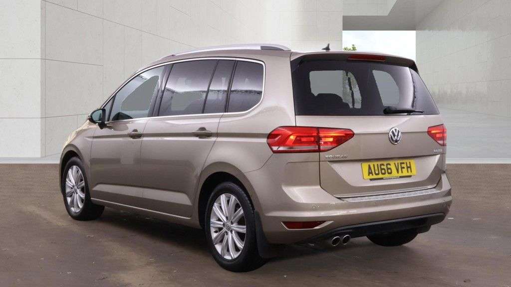 2016 VOLKSWAGEN TOURAN 2016 VOLKSWAGEN TOURAN