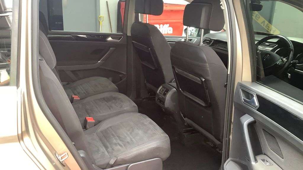 2016 VOLKSWAGEN TOURAN 2016 VOLKSWAGEN TOURAN