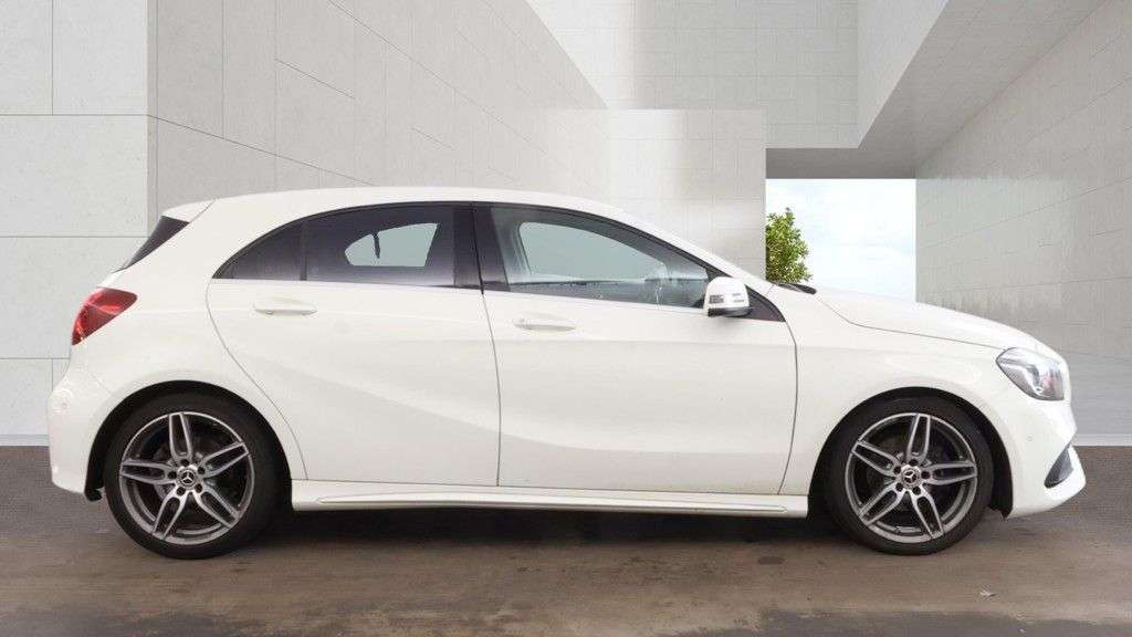 A 2017 MERCEDES-BENZ A CLASS 1.6 A160 AMG Line (Premium) Hatchback 5dr Petrol Manual Euro 6 (s/s) (102 p A 2017 MERCEDES-BENZ A CLASS 1.6 A160 AMG Line (Premium) Hatchback 5dr Petrol Manual Euro 6 (s/s) (102 p