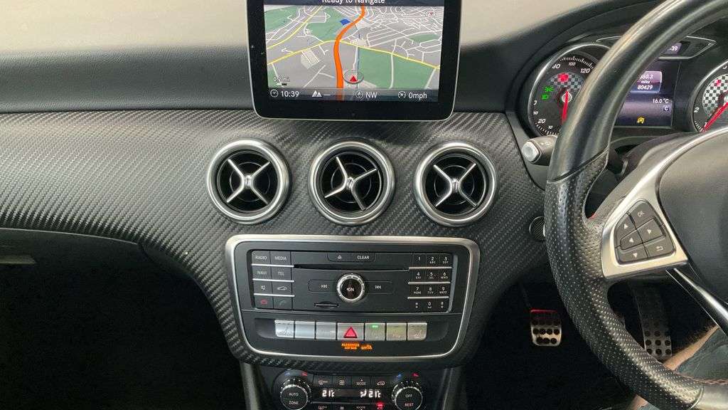 2017 MERCEDES-BENZ A CLASS 2017 MERCEDES-BENZ A CLASS