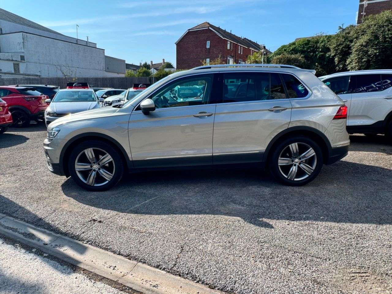 2018 VOLKSWAGEN TIGUAN 2018 VOLKSWAGEN TIGUAN