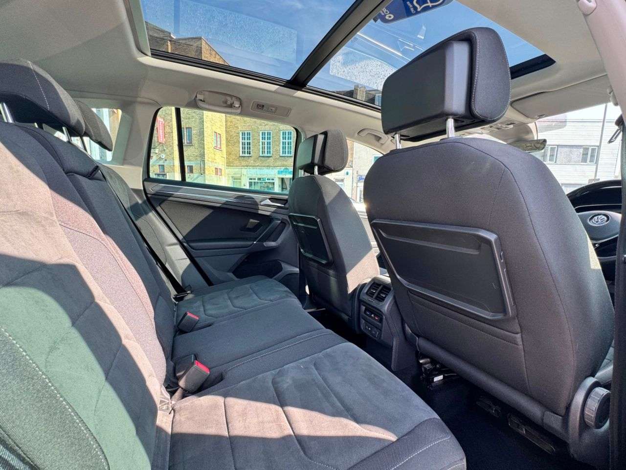 2018 VOLKSWAGEN TIGUAN 2018 VOLKSWAGEN TIGUAN