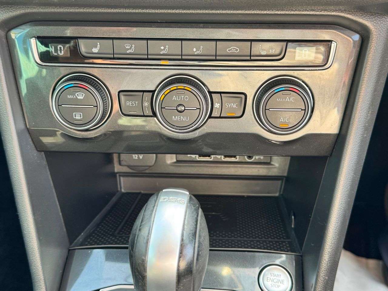 2018 VOLKSWAGEN TIGUAN 2018 VOLKSWAGEN TIGUAN
