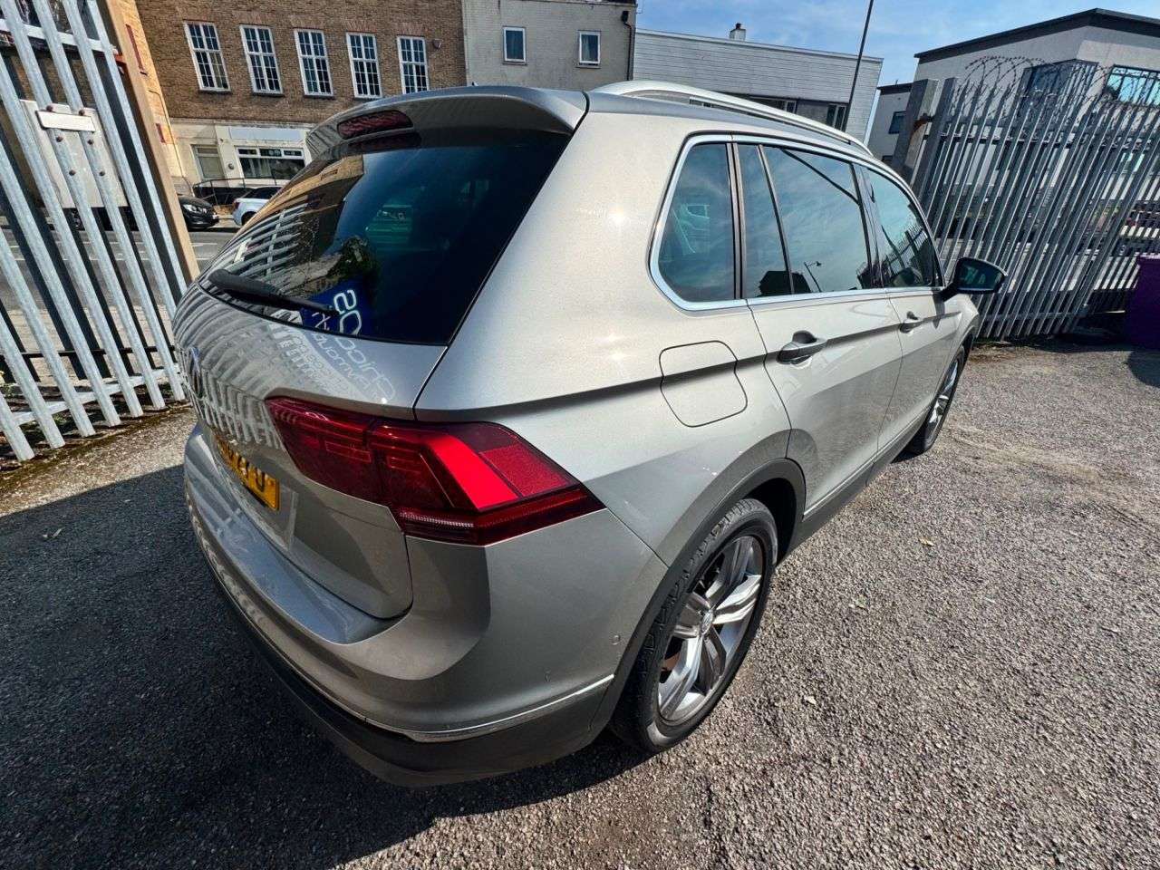 2018 VOLKSWAGEN TIGUAN 2018 VOLKSWAGEN TIGUAN