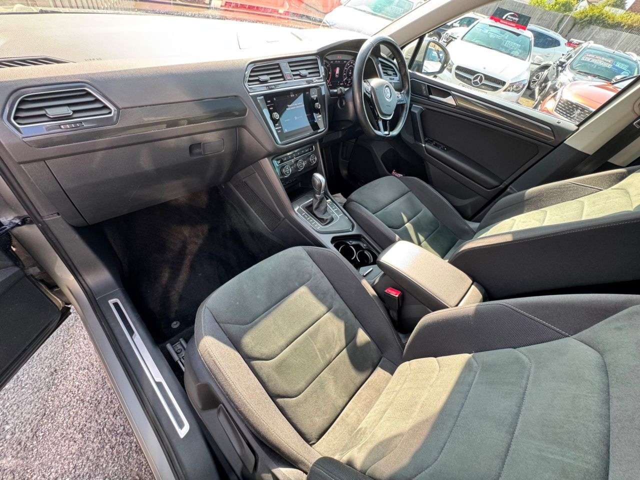 2018 VOLKSWAGEN TIGUAN 2018 VOLKSWAGEN TIGUAN