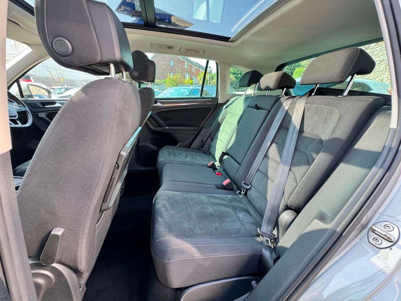 2018 VOLKSWAGEN TIGUAN 2018 VOLKSWAGEN TIGUAN