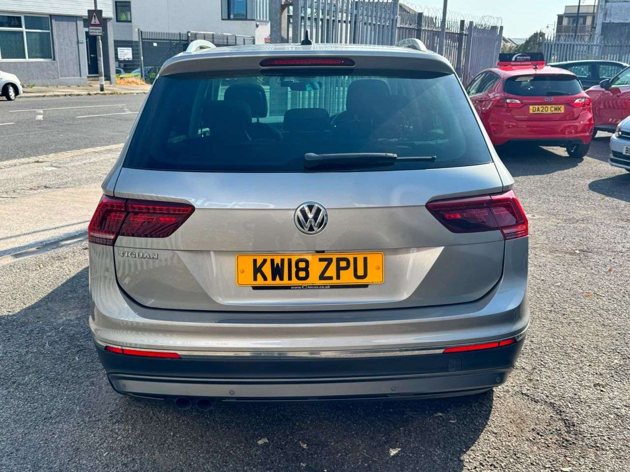 2018 VOLKSWAGEN TIGUAN 2018 VOLKSWAGEN TIGUAN