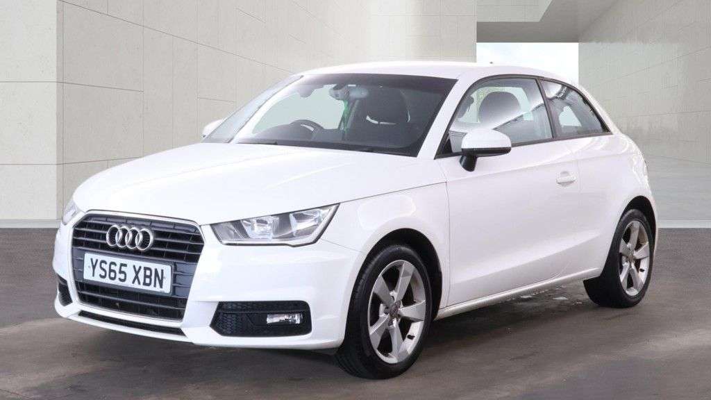 A 2015 AUDI A1 1.0 TFSI Sport Hatchback 3dr Petrol Manual Euro 6 (s/s) (95 ps) A 2015 AUDI A1 1.0 TFSI Sport Hatchback 3dr Petrol Manual Euro 6 (s/s) (95 ps)