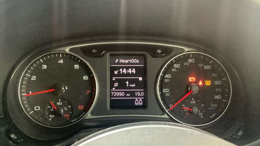 2015 AUDI A1 2015 AUDI A1