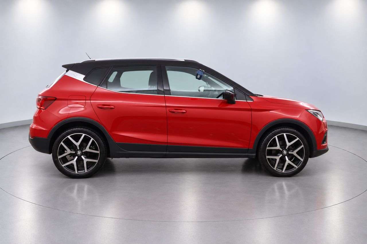 A 2020 SEAT ARONA 1.0 TSI GPF FR Sport SUV 5dr Petrol DSG Euro 6 (s/s) (115 ps) A 2020 SEAT ARONA 1.0 TSI GPF FR Sport SUV 5dr Petrol DSG Euro 6 (s/s) (115 ps)