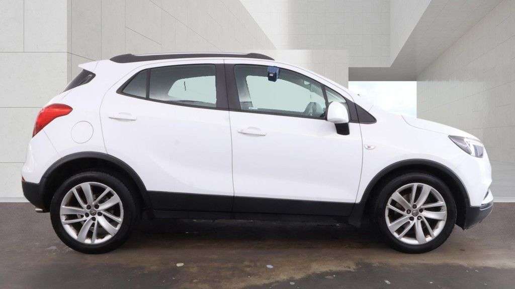 A 2017 VAUXHALL MOKKA X 1.4i Turbo ecoTEC Active SUV 5dr Petrol Manual Euro 6 (s/s) (140 ps) A 2017 VAUXHALL MOKKA X 1.4i Turbo ecoTEC Active SUV 5dr Petrol Manual Euro 6 (s/s) (140 ps)
