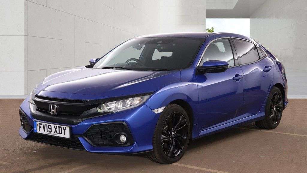 A 2019 HONDA CIVIC 1.6 i-DTEC SR Hatchback 5dr Diesel Auto Euro 6 (s/s) (120 ps) A 2019 HONDA CIVIC 1.6 i-DTEC SR Hatchback 5dr Diesel Auto Euro 6 (s/s) (120 ps)