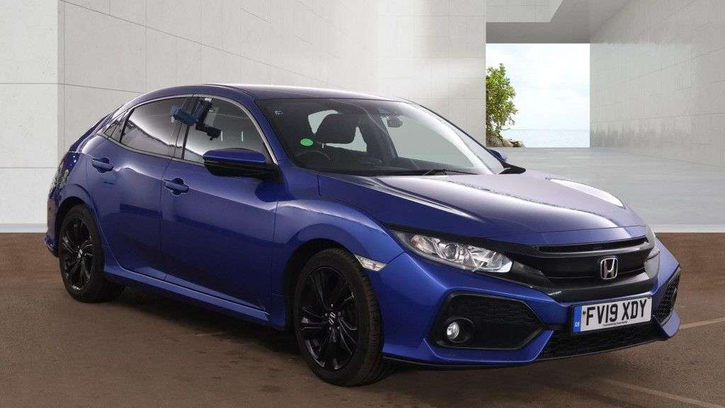 A 2019 HONDA CIVIC 1.6 i-DTEC SR Hatchback 5dr Diesel Auto Euro 6 (s/s) (120 ps) A 2019 HONDA CIVIC 1.6 i-DTEC SR Hatchback 5dr Diesel Auto Euro 6 (s/s) (120 ps)