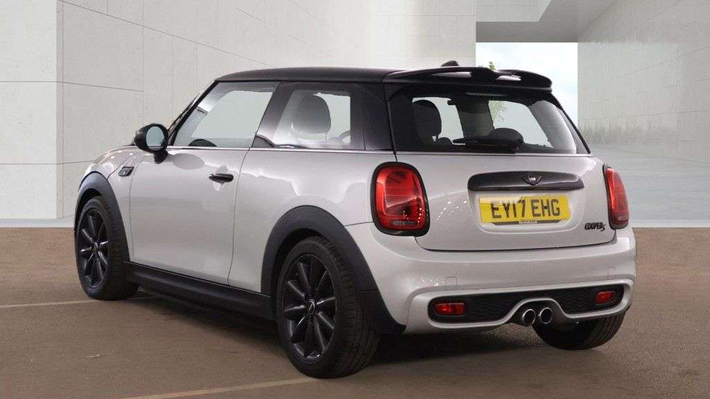 2017 MINI HATCH 2017 MINI HATCH