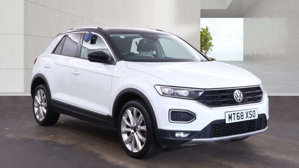 A 2018 VOLKSWAGEN T-ROC 1.5 TSI GPF EVO SEL SUV 5dr Petrol Manual Euro 6 (s/s) (150 ps) A 2018 VOLKSWAGEN T-ROC 1.5 TSI GPF EVO SEL SUV 5dr Petrol Manual Euro 6 (s/s) (150 ps)