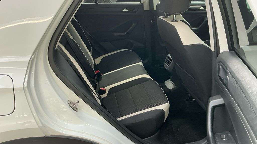 2018 VOLKSWAGEN T-ROC 2018 VOLKSWAGEN T-ROC