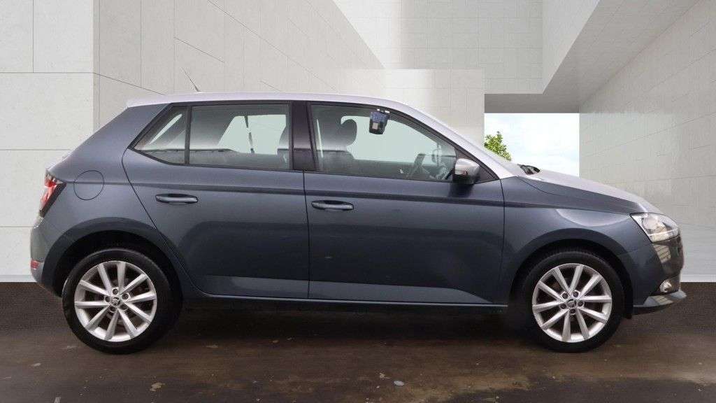 A 2019 SKODA FABIA 1.0 TSI Colour Edition Hatchback 5dr Petrol Manual Euro 6 (s/s) (95 ps) A 2019 SKODA FABIA 1.0 TSI Colour Edition Hatchback 5dr Petrol Manual Euro 6 (s/s) (95 ps)