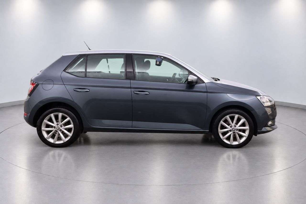 A 2019 SKODA FABIA 1.0 TSI Colour Edition Hatchback 5dr Petrol Manual Euro 6 (s/s) (95 ps) A 2019 SKODA FABIA 1.0 TSI Colour Edition Hatchback 5dr Petrol Manual Euro 6 (s/s) (95 ps)