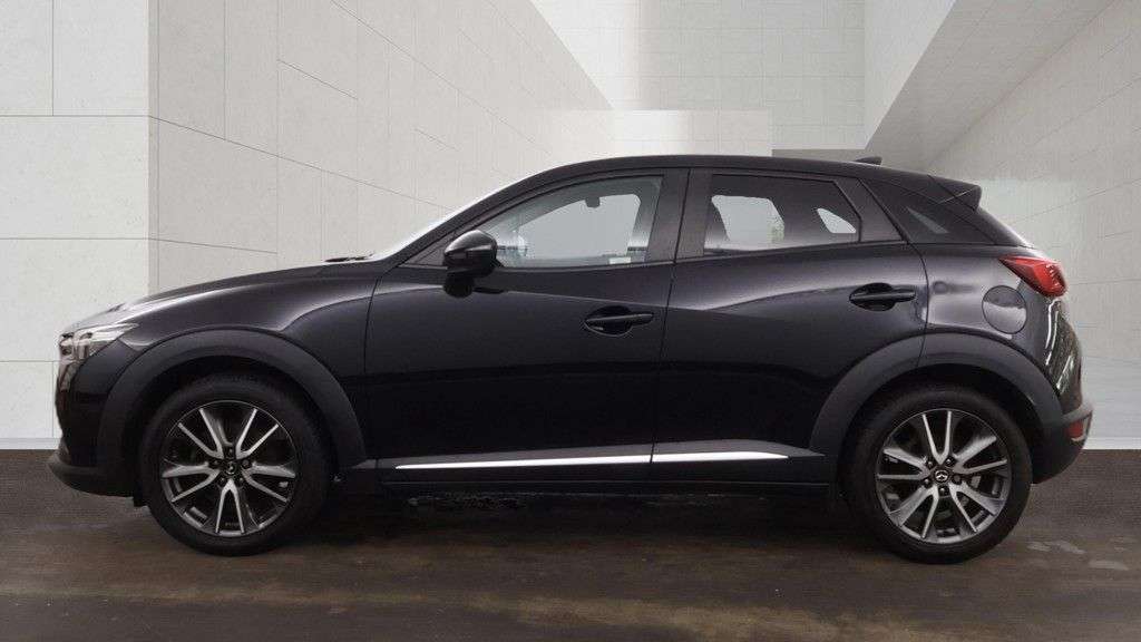 A 2017 MAZDA CX-3 2.0 SKYACTIV-G Sport Nav SUV 5dr Petrol Manual Euro 6 (s/s) (121 ps) A 2017 MAZDA CX-3 2.0 SKYACTIV-G Sport Nav SUV 5dr Petrol Manual Euro 6 (s/s) (121 ps)