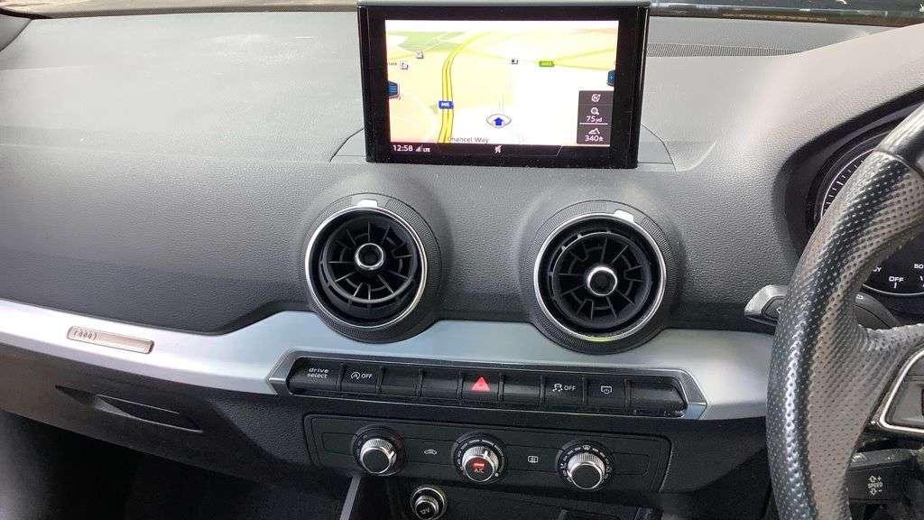 2018 AUDI Q2 2018 AUDI Q2