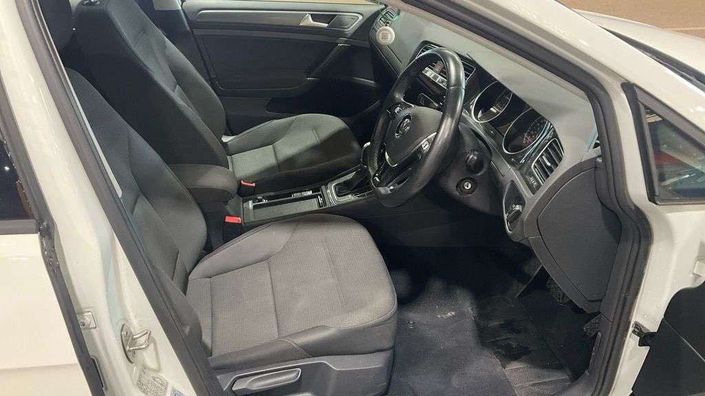 2017 VOLKSWAGEN GOLF 2017 VOLKSWAGEN GOLF