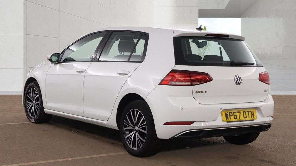 2017 VOLKSWAGEN GOLF 2017 VOLKSWAGEN GOLF