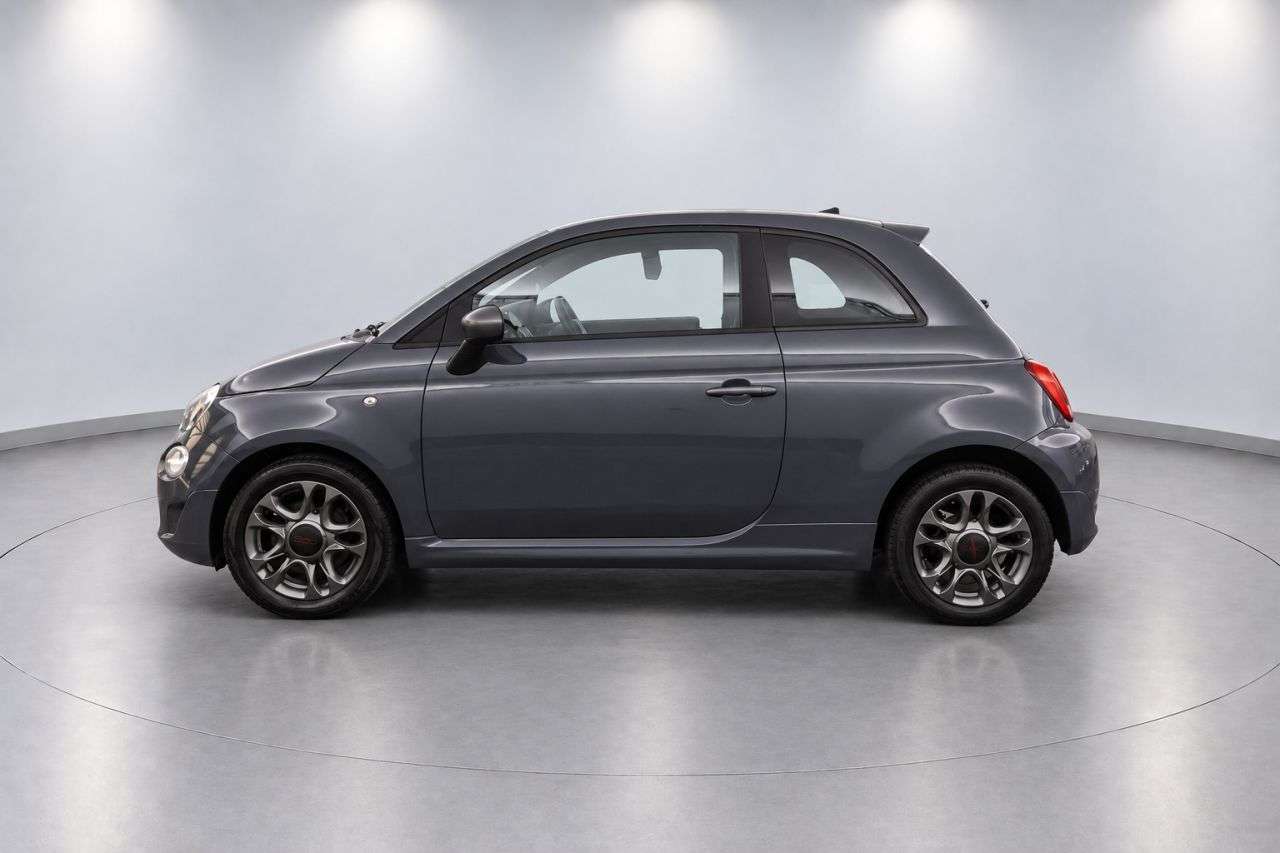 A 2019 FIAT 500 1.2 S Hatchback 3dr Petrol Manual Euro 6 (s/s) (69 bhp) A 2019 FIAT 500 1.2 S Hatchback 3dr Petrol Manual Euro 6 (s/s) (69 bhp)