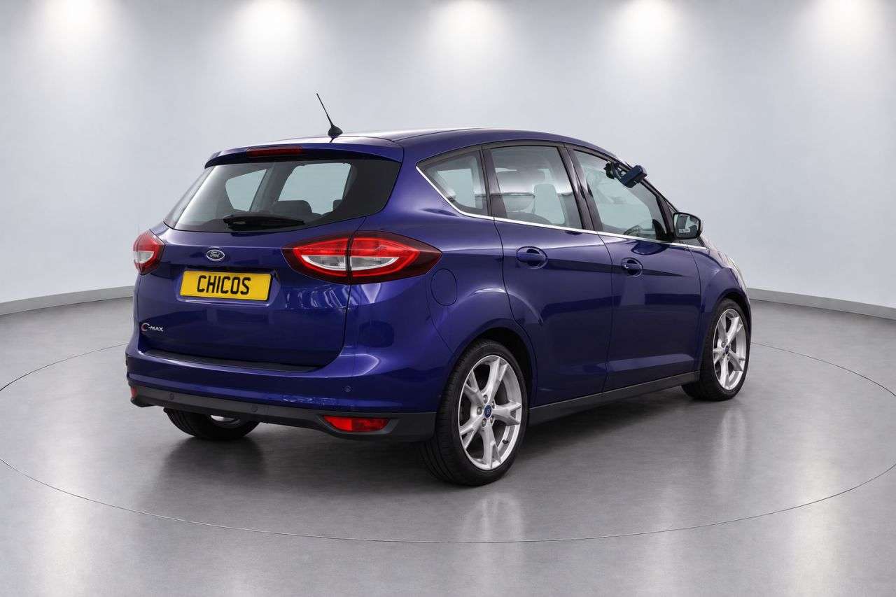 A 2017 FORD C-MAX 1.5 TDCi Titanium X MPV 5dr Diesel Powershift Euro 6 (s/s) (120 ps) A 2017 FORD C-MAX 1.5 TDCi Titanium X MPV 5dr Diesel Powershift Euro 6 (s/s) (120 ps)