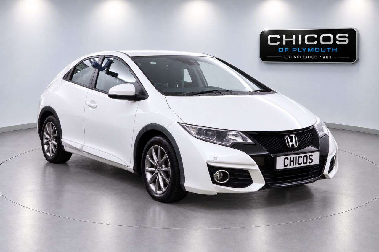 A 2015 HONDA CIVIC 1.6 i-DTEC SE Plus Hatchback 5dr Diesel Manual Euro 5 (s/s) (120 ps) A 2015 HONDA CIVIC 1.6 i-DTEC SE Plus Hatchback 5dr Diesel Manual Euro 5 (s/s) (120 ps)