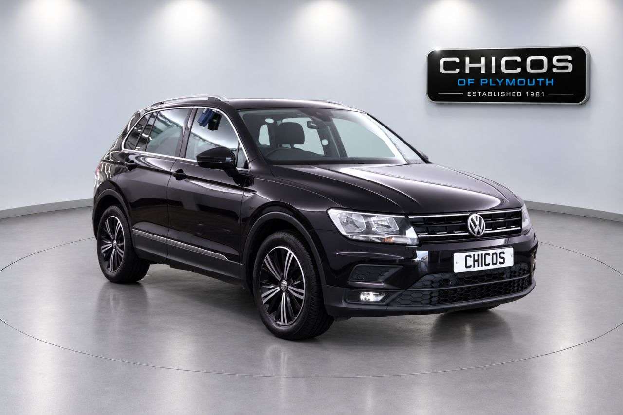 A 2019 VOLKSWAGEN TIGUAN 1.5 TSI EVO SE Navigation SUV 5dr Petrol Manual Euro 6 (s/s) (130 ps) A 2019 VOLKSWAGEN TIGUAN 1.5 TSI EVO SE Navigation SUV 5dr Petrol Manual Euro 6 (s/s) (130 ps)