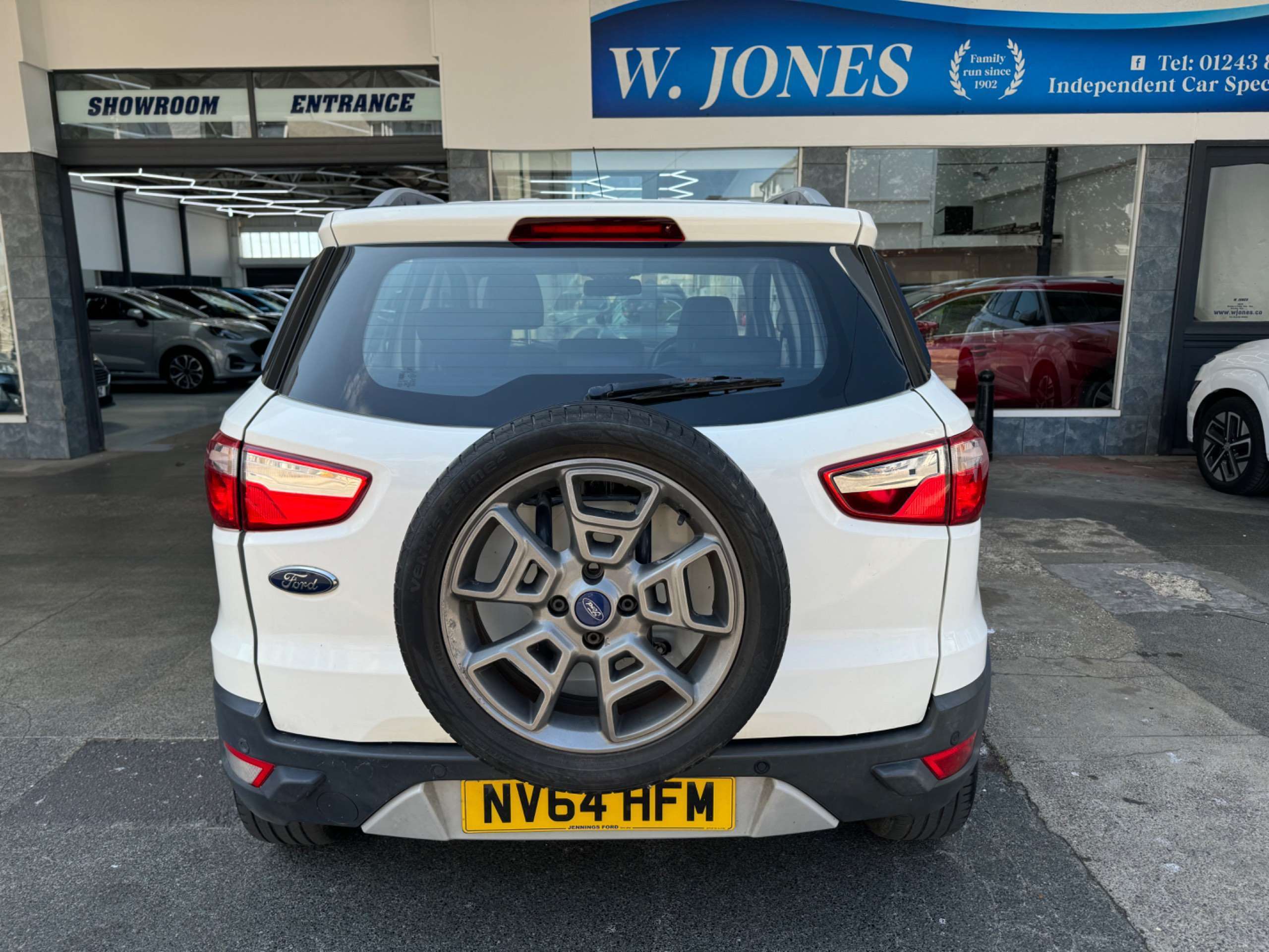 A 2014 FORD ECOSPORT 1.5 TDCi Titanium SUV 5dr Diesel Manual 2WD Euro 5 (90 ps) A 2014 FORD ECOSPORT 1.5 TDCi Titanium SUV 5dr Diesel Manual 2WD Euro 5 (90 ps)