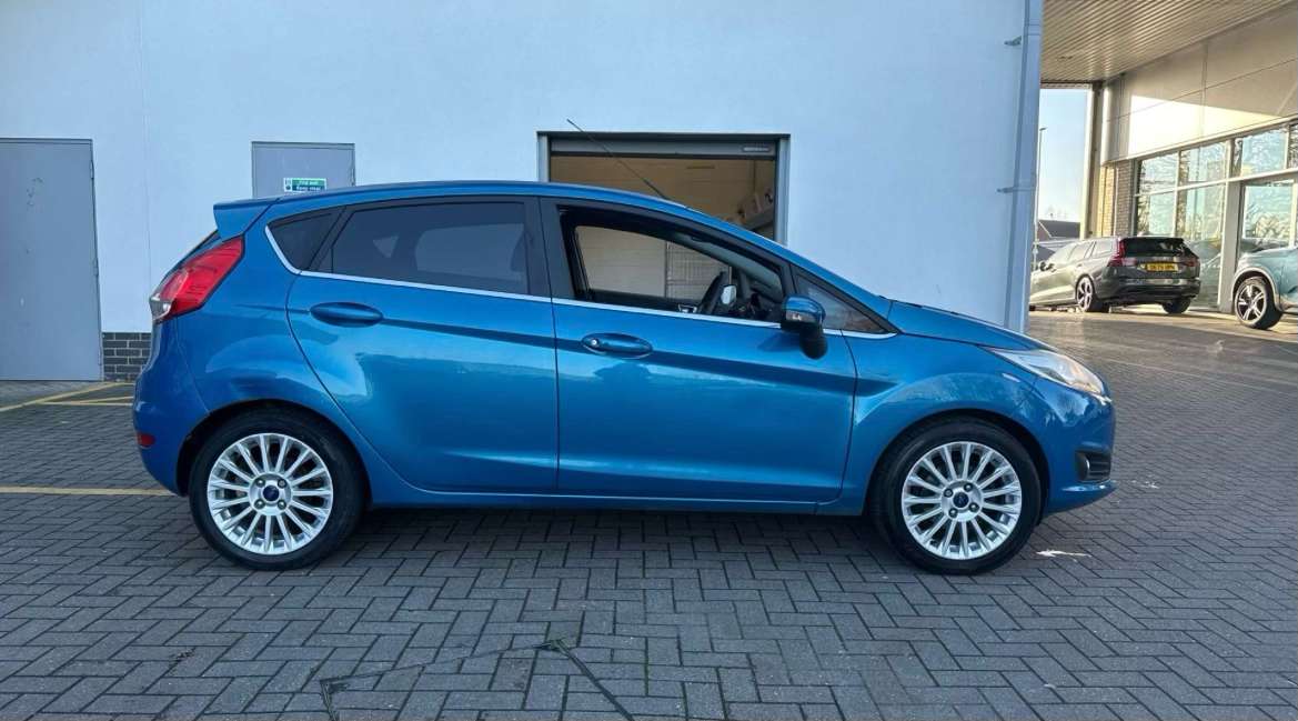2015 FORD FIESTA 2015 FORD FIESTA