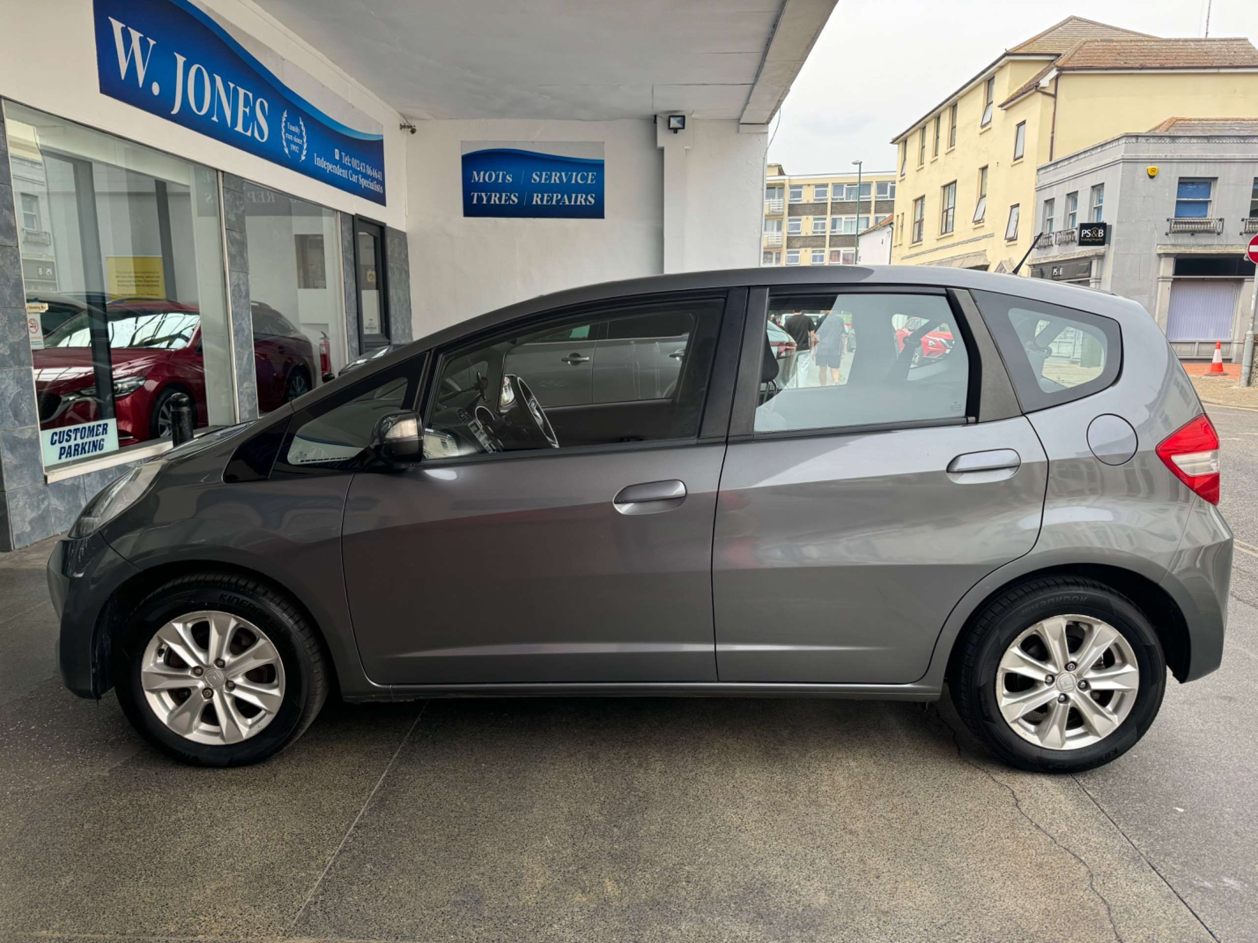 2013 HONDA JAZZ 2013 HONDA JAZZ
