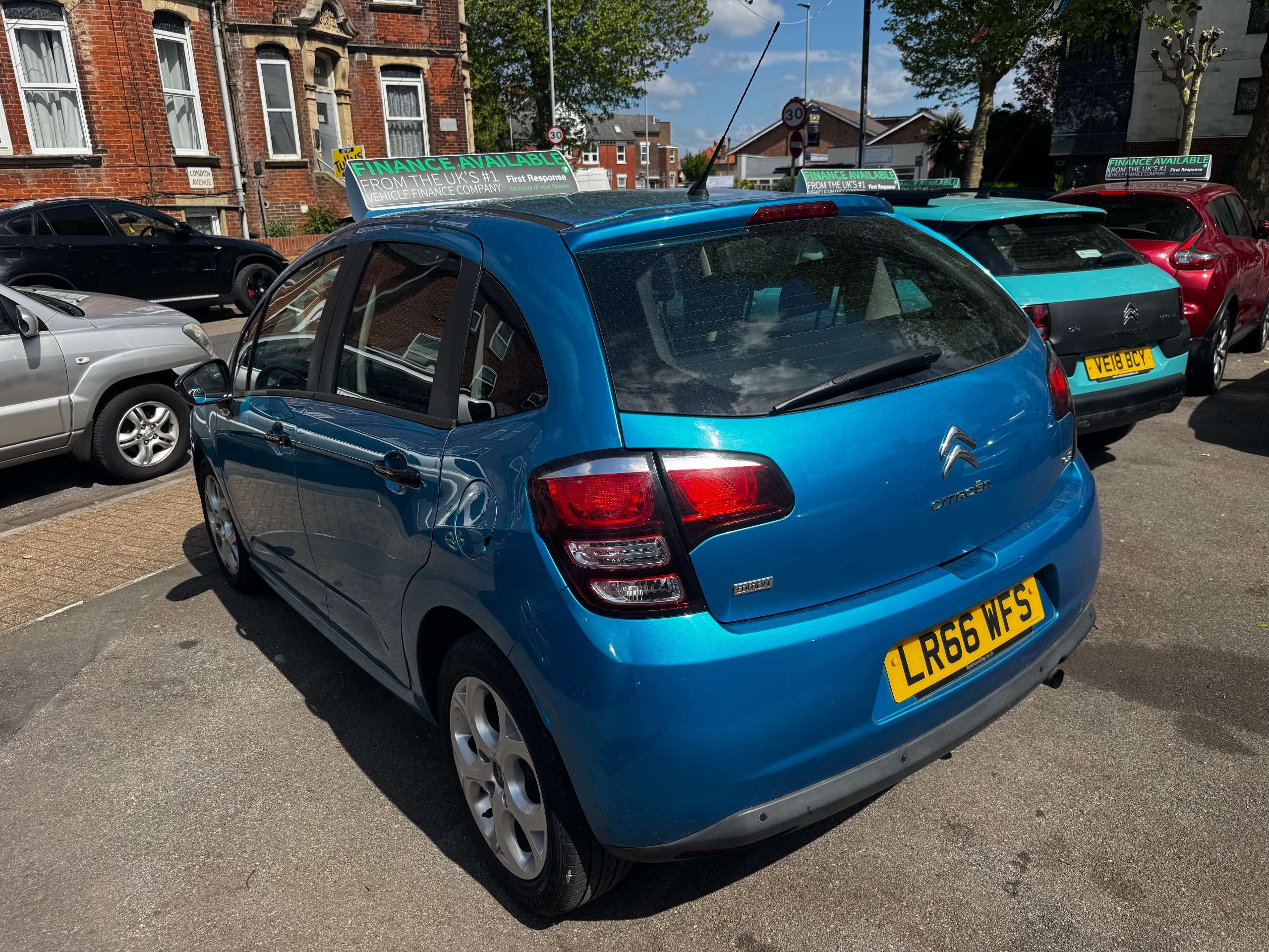 A 2016 CITROEN C3 1.2 PureTech Edition Hatchback 5dr Petrol Manual Euro 6 (82 ps) A 2016 CITROEN C3 1.2 PureTech Edition Hatchback 5dr Petrol Manual Euro 6 (82 ps)