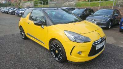 A 2017 DS DS 3 CABRIO 1.6 THP DSport Cabriolet 2dr Petrol Manual Euro 6 (s/s) (165 bhp) A 2017 DS DS 3 CABRIO 1.6 THP DSport Cabriolet 2dr Petrol Manual Euro 6 (s/s) (165 bhp)