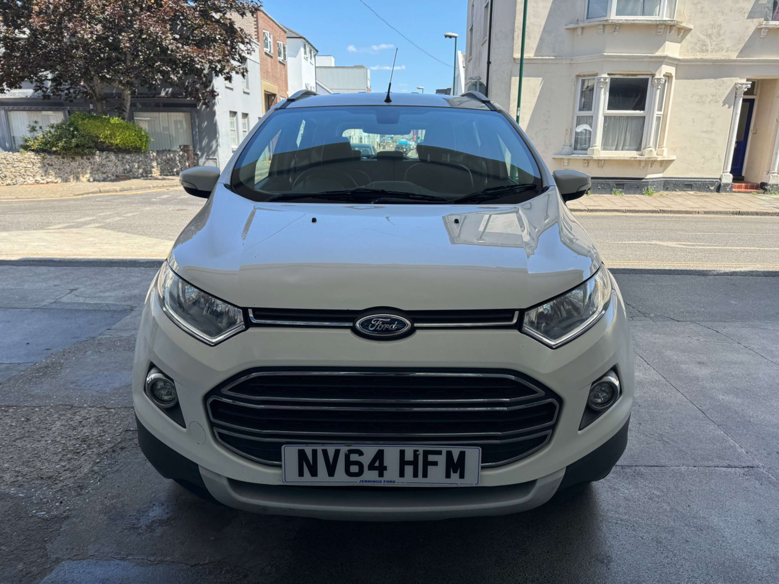 A 2014 FORD ECOSPORT 1.5 TDCi Titanium SUV 5dr Diesel Manual 2WD Euro 5 (90 ps) A 2014 FORD ECOSPORT 1.5 TDCi Titanium SUV 5dr Diesel Manual 2WD Euro 5 (90 ps)