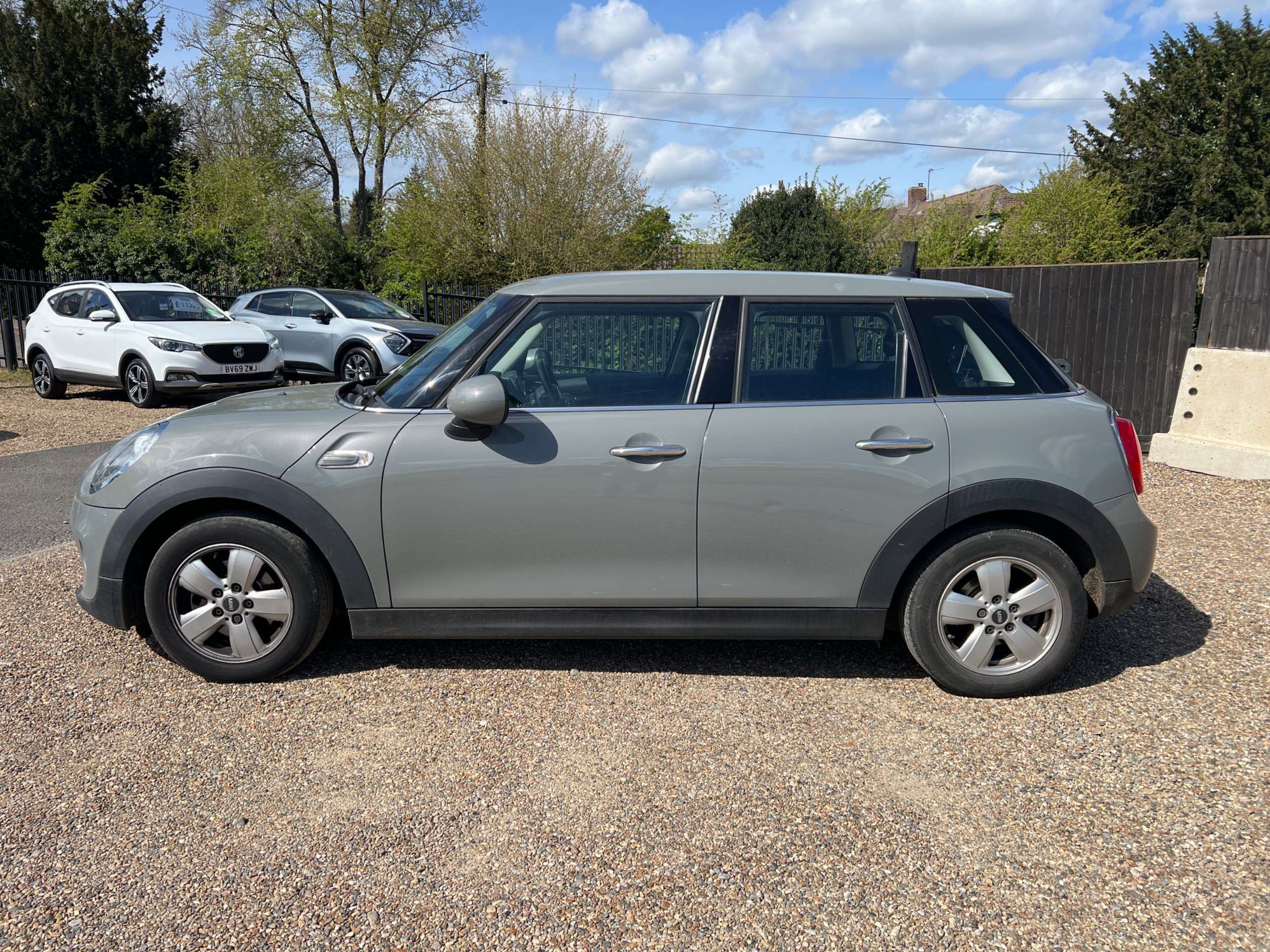 2017 MINI HATCH 2017 MINI HATCH