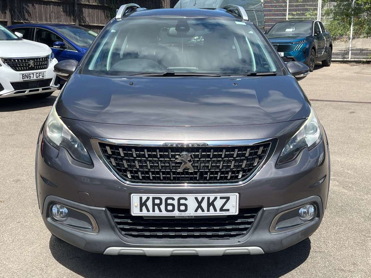 Check out this Peugeot 2008 2017 Diesel Manual
