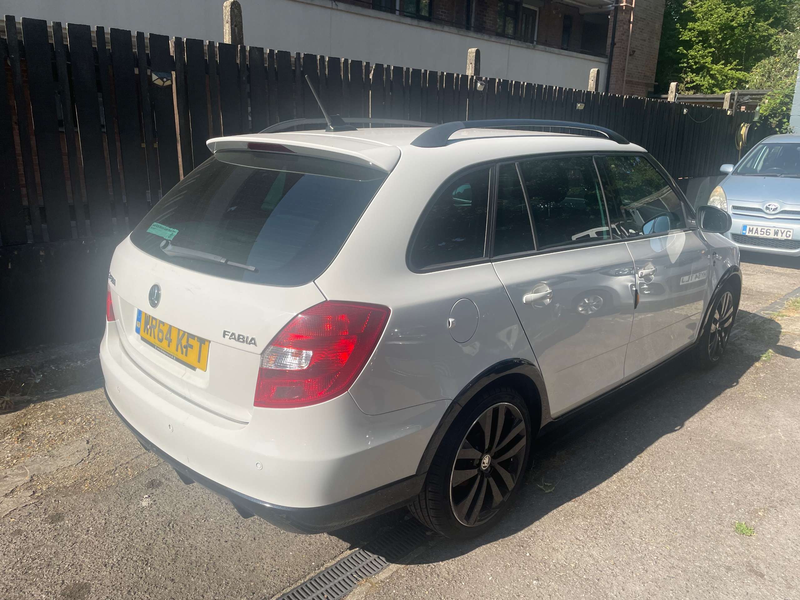2014 SKODA FABIA 2014 SKODA FABIA