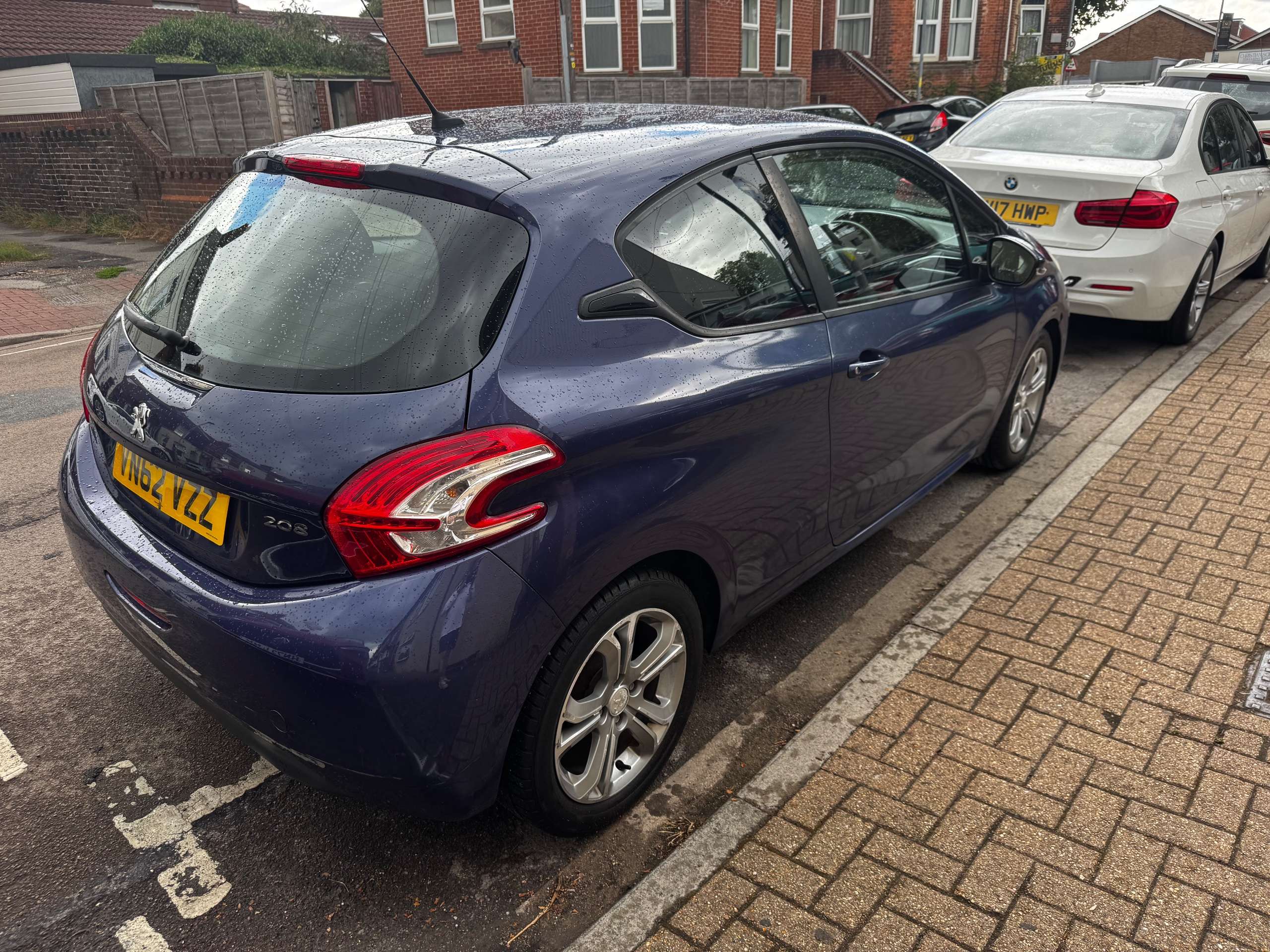 A 2012 PEUGEOT 208 1.2 VTi Active Hatchback 3dr Petrol Manual Euro 5 (82 ps) A 2012 PEUGEOT 208 1.2 VTi Active Hatchback 3dr Petrol Manual Euro 5 (82 ps)
