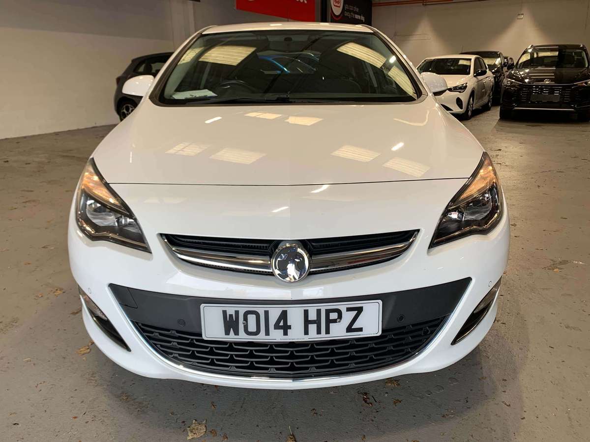 Check out this Vauxhall Astra 2014 Petrol Manual