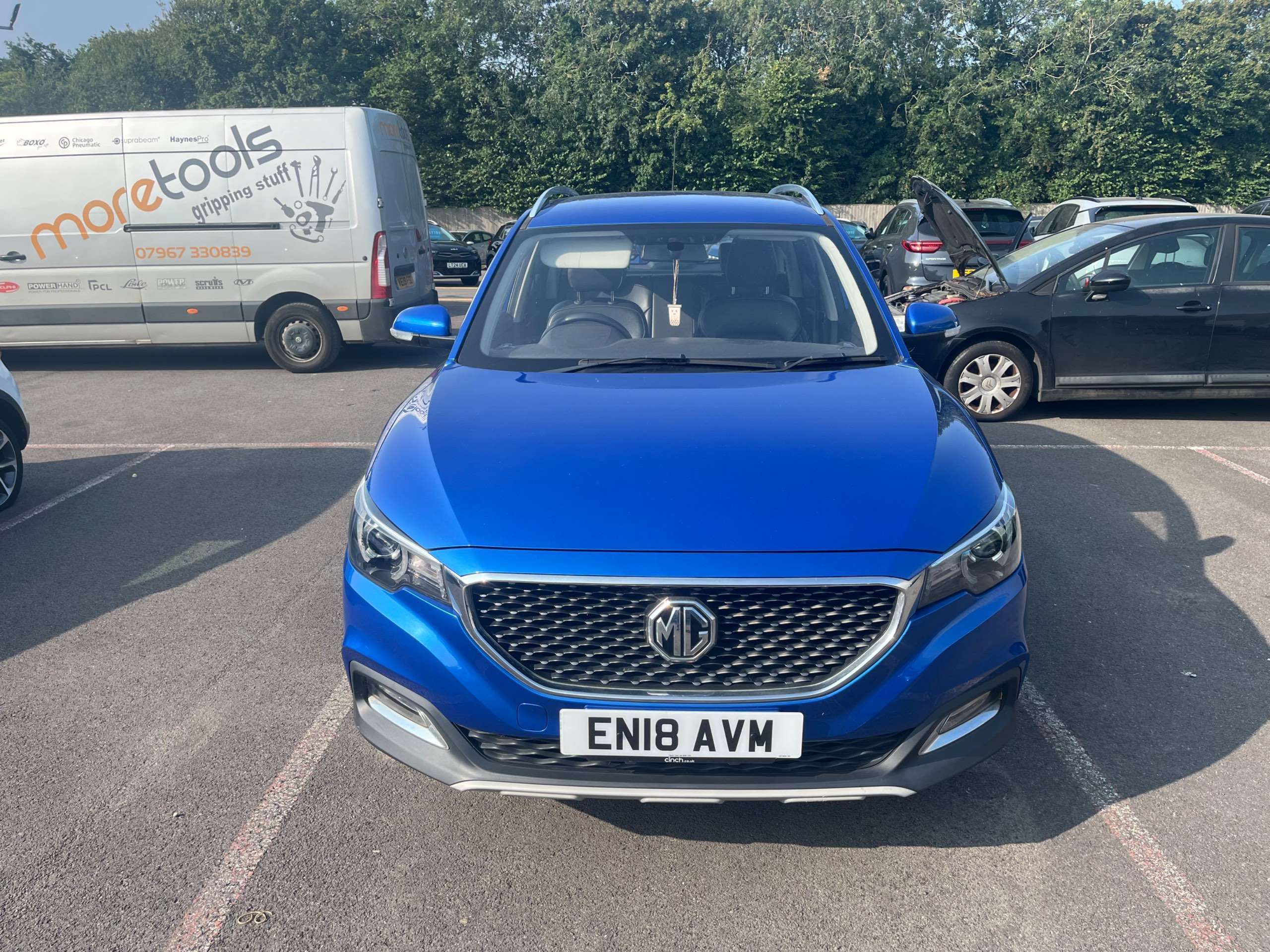 A 2018 MG ZS 1.5 VTi-TECH Exclusive SUV 5dr Petrol Manual Euro 6 (s/s) (106 ps) A 2018 MG ZS 1.5 VTi-TECH Exclusive SUV 5dr Petrol Manual Euro 6 (s/s) (106 ps)