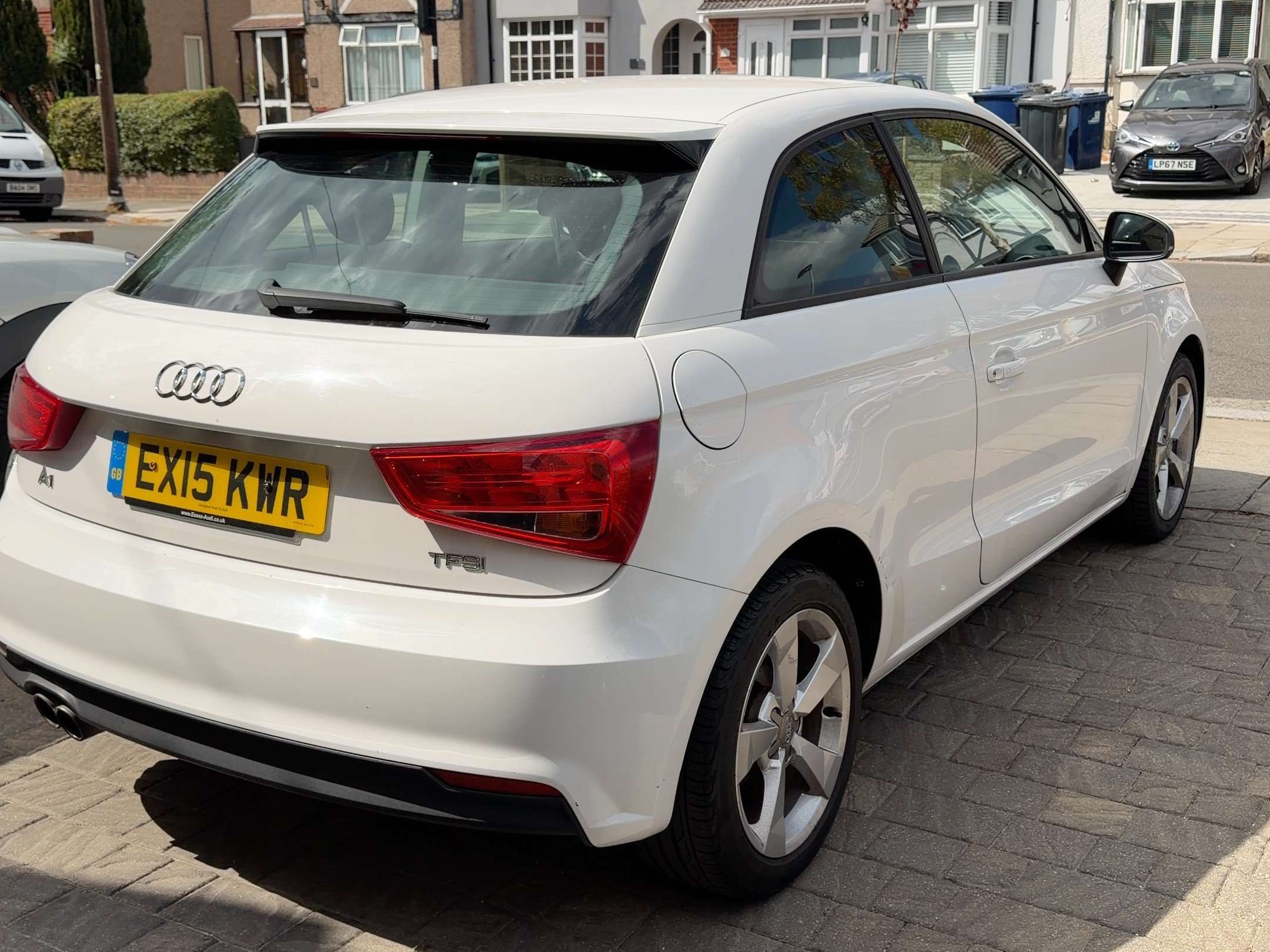 A 2015 AUDI A1 1.4 TFSI Sport Hatchback 3dr Petrol Manual Euro 6 (s/s) (125 ps) A 2015 AUDI A1 1.4 TFSI Sport Hatchback 3dr Petrol Manual Euro 6 (s/s) (125 ps)