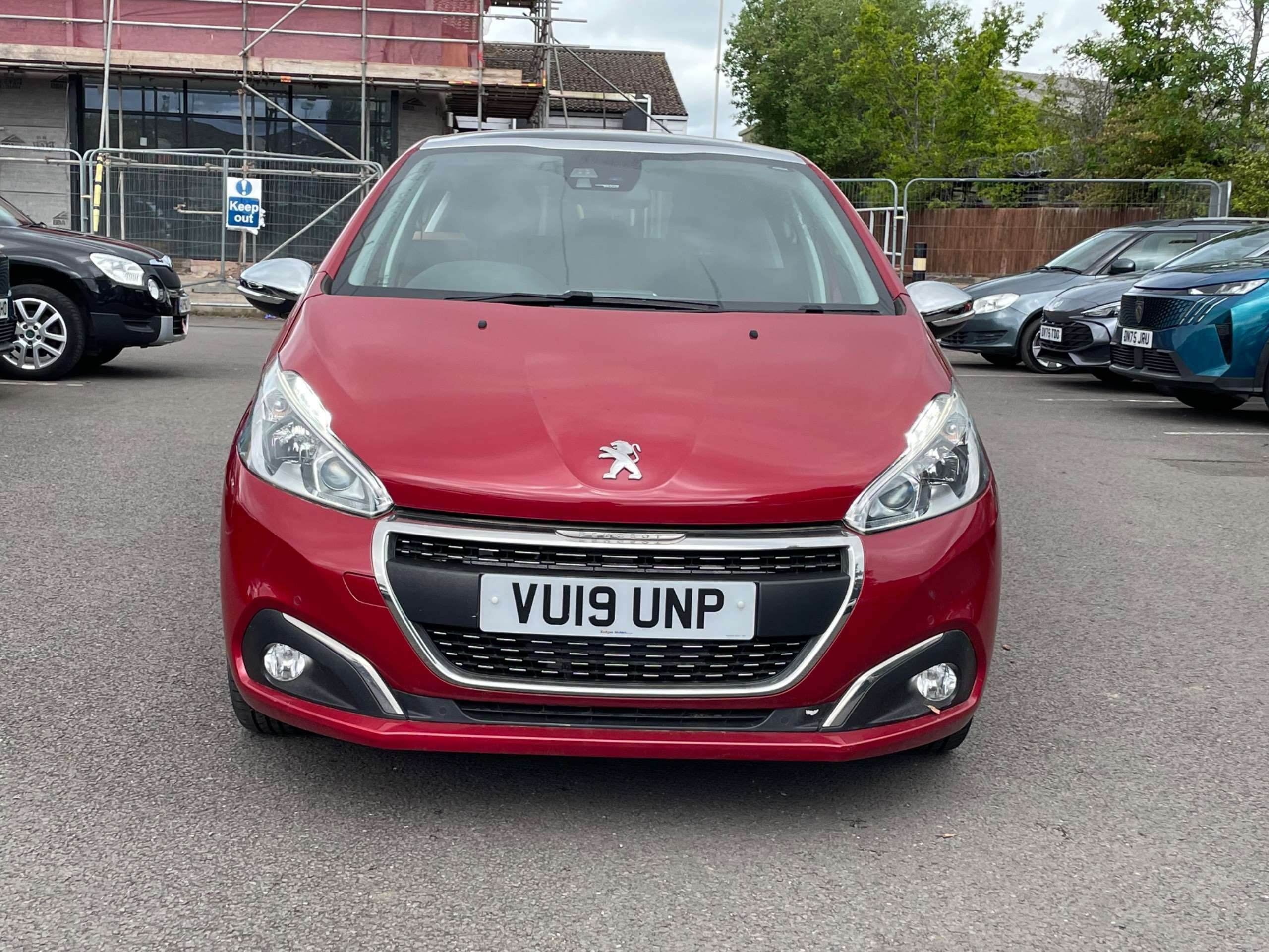 2019 PEUGEOT 208 2019 PEUGEOT 208