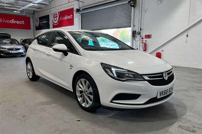 A 2018 VAUXHALL ASTRA 1.0i Turbo ecoTEC SE Hatchback 5dr Petrol Manual Euro 6 (s/s) (105 ps) A 2018 VAUXHALL ASTRA 1.0i Turbo ecoTEC SE Hatchback 5dr Petrol Manual Euro 6 (s/s) (105 ps)