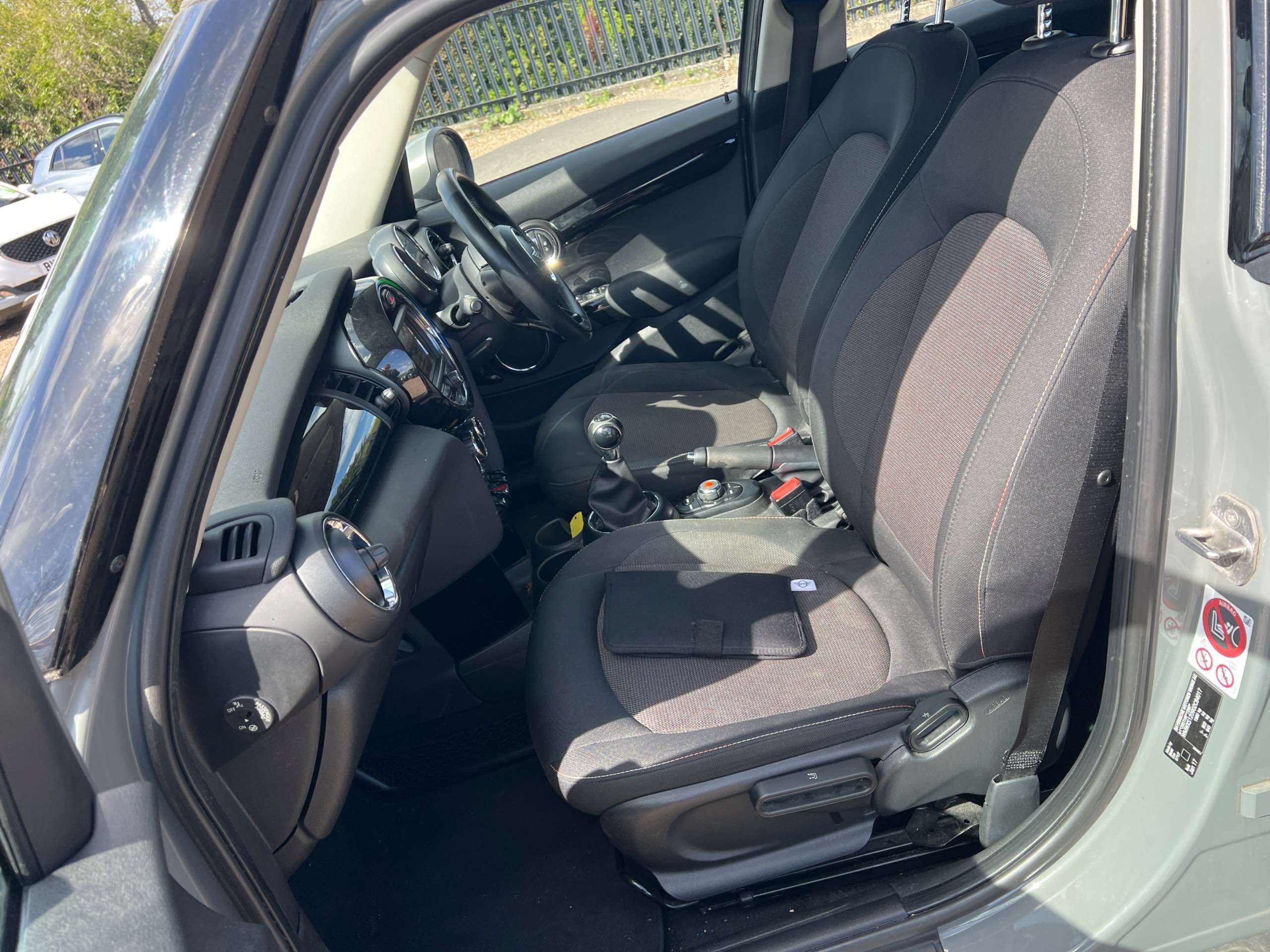 2017 MINI HATCH 2017 MINI HATCH